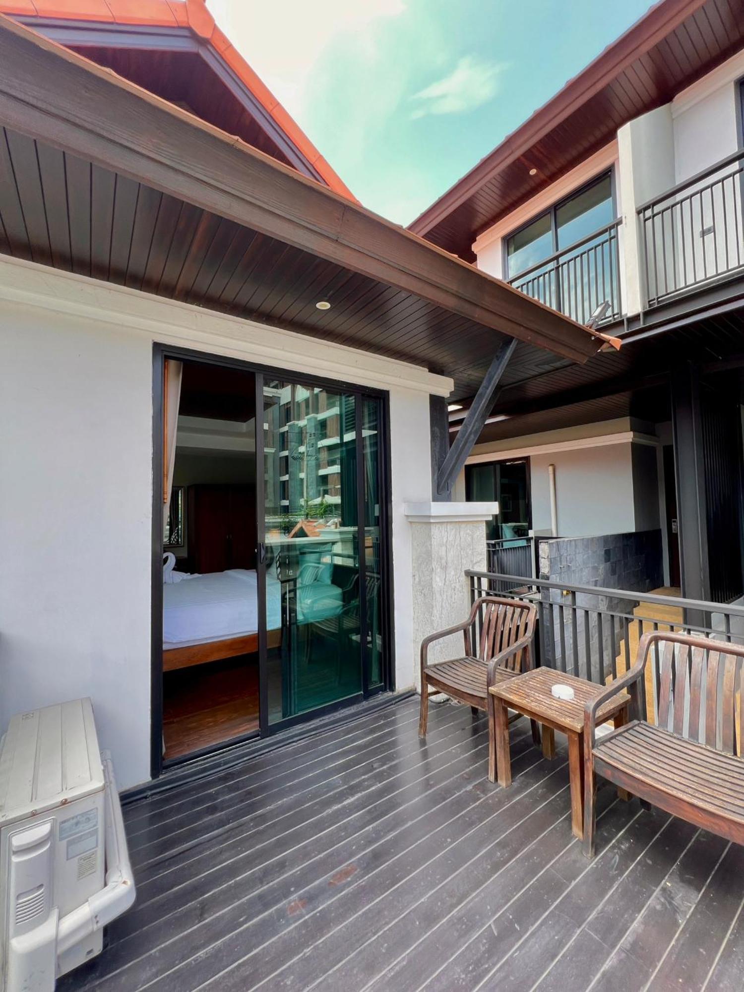 Yotaka Bangkok Hotel Bagian luar foto